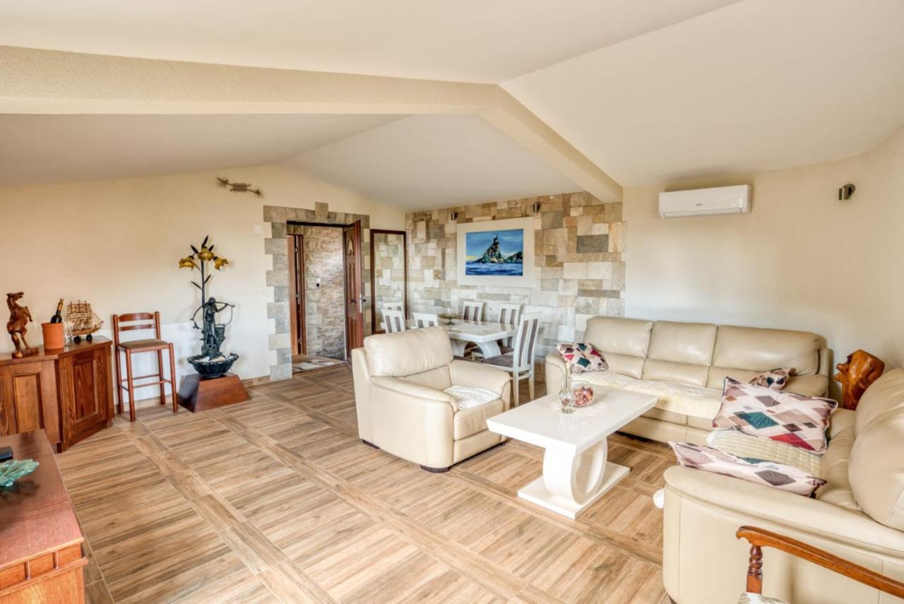 Savovic_Lux Apartment Petrovac Ngoại thất bức ảnh