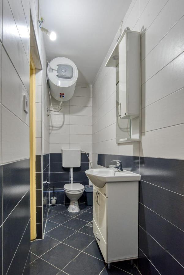 Savovic_Lux Apartment Petrovac Ngoại thất bức ảnh
